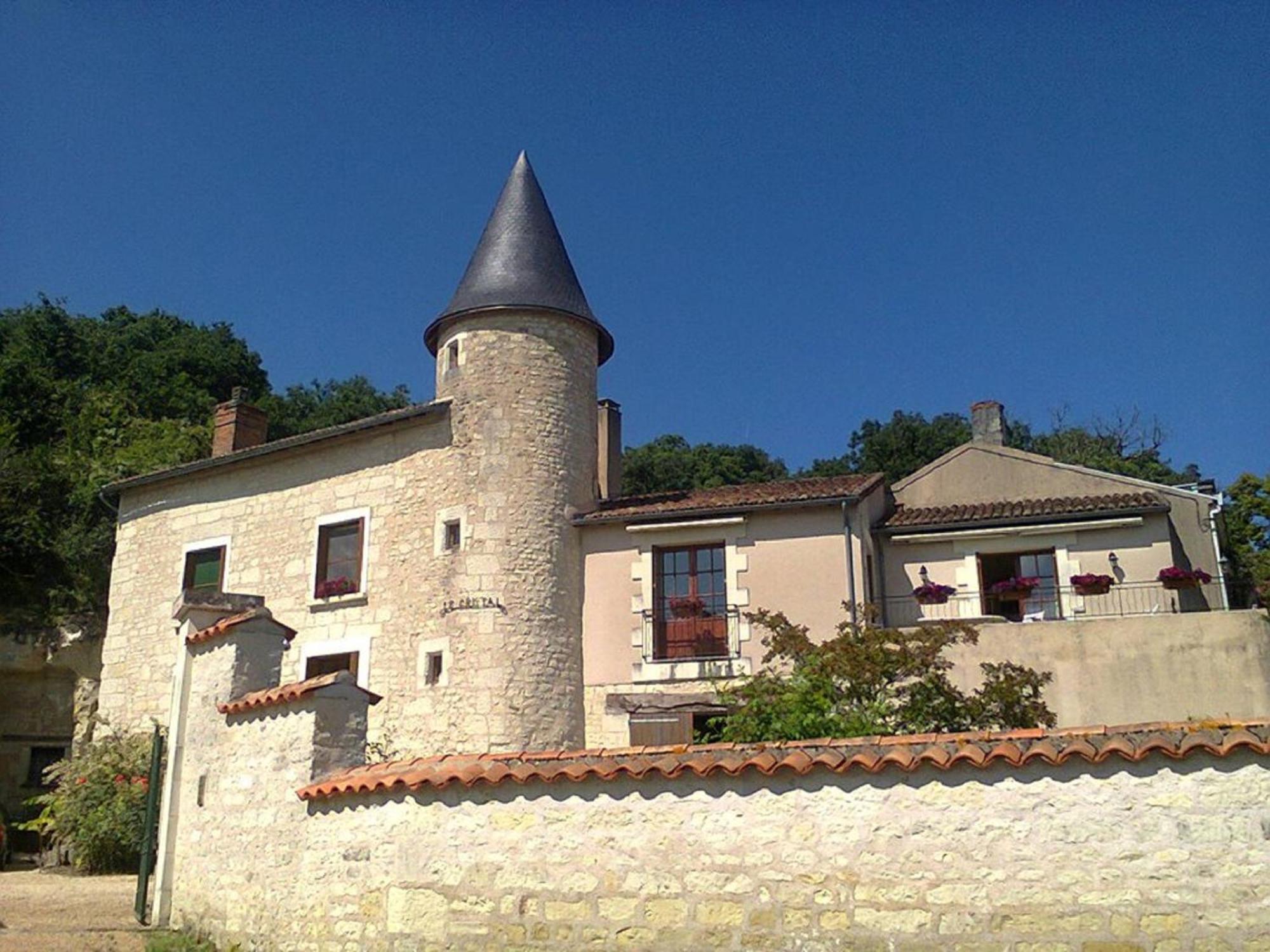 לינה וארוחת בוקר Beaumont  Manoir Le Cristal " Les Entrees Du Futuroscope A Petit Prix מראה חיצוני תמונה