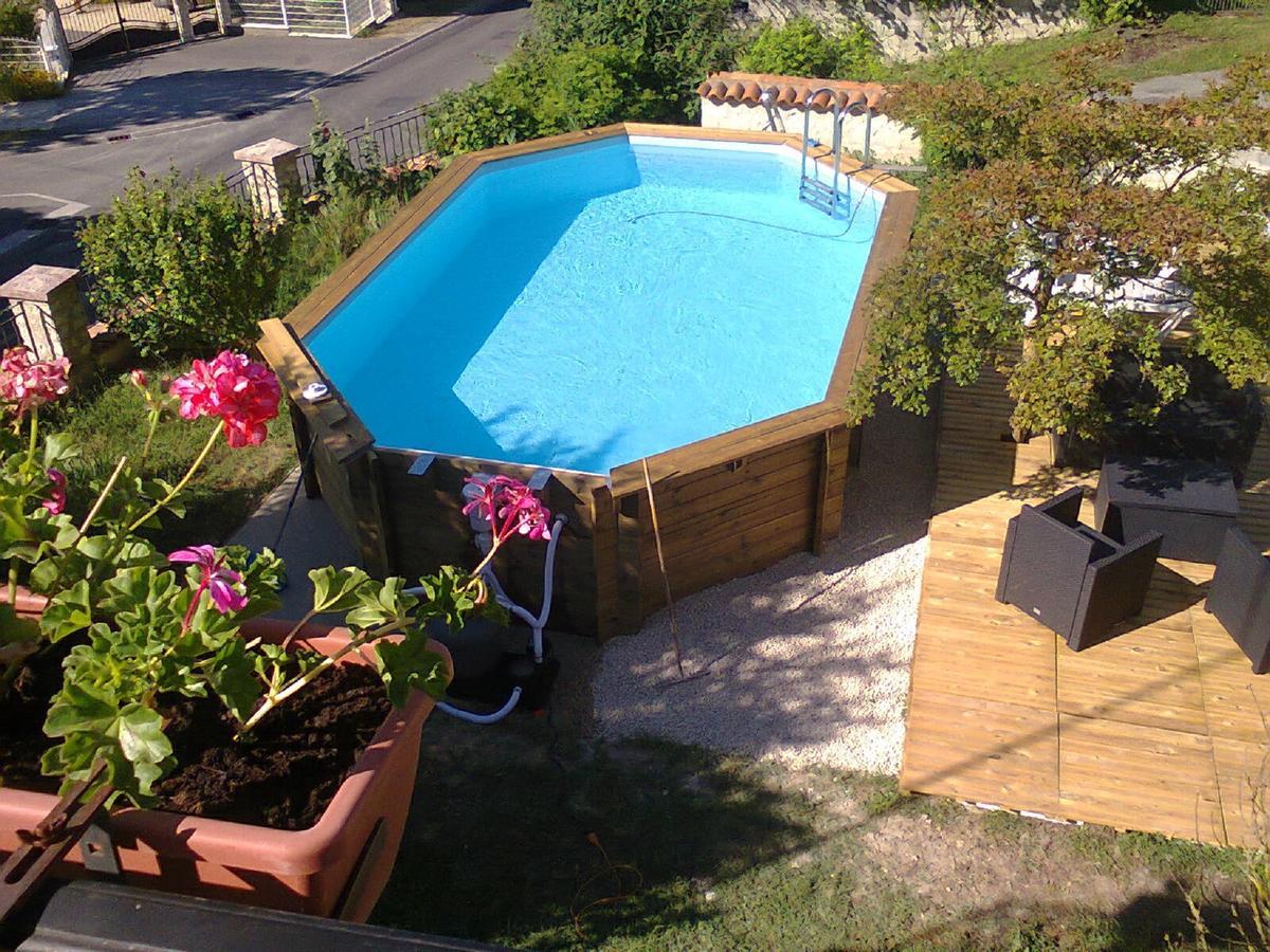 לינה וארוחת בוקר Beaumont  Manoir Le Cristal " Les Entrees Du Futuroscope A Petit Prix מראה חיצוני תמונה