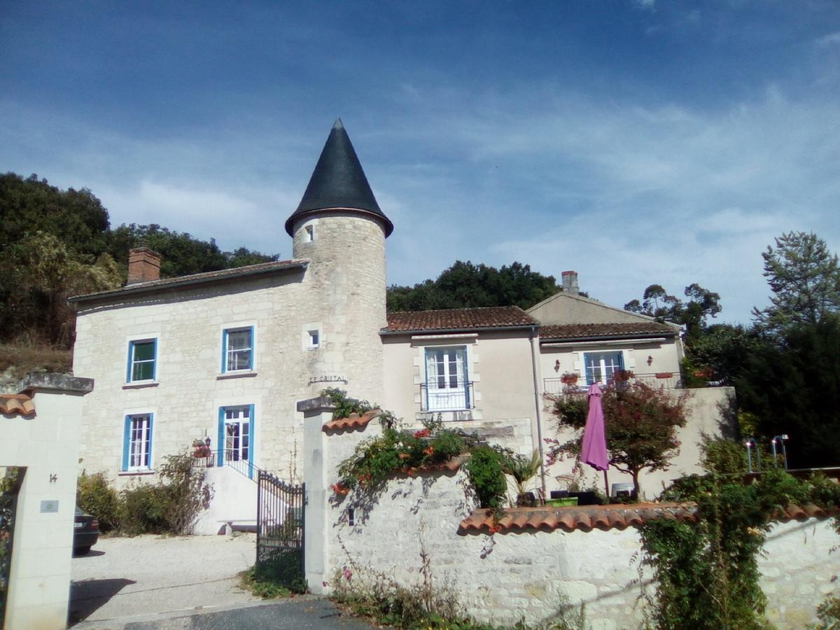 לינה וארוחת בוקר Beaumont  Manoir Le Cristal " Les Entrees Du Futuroscope A Petit Prix מראה חיצוני תמונה