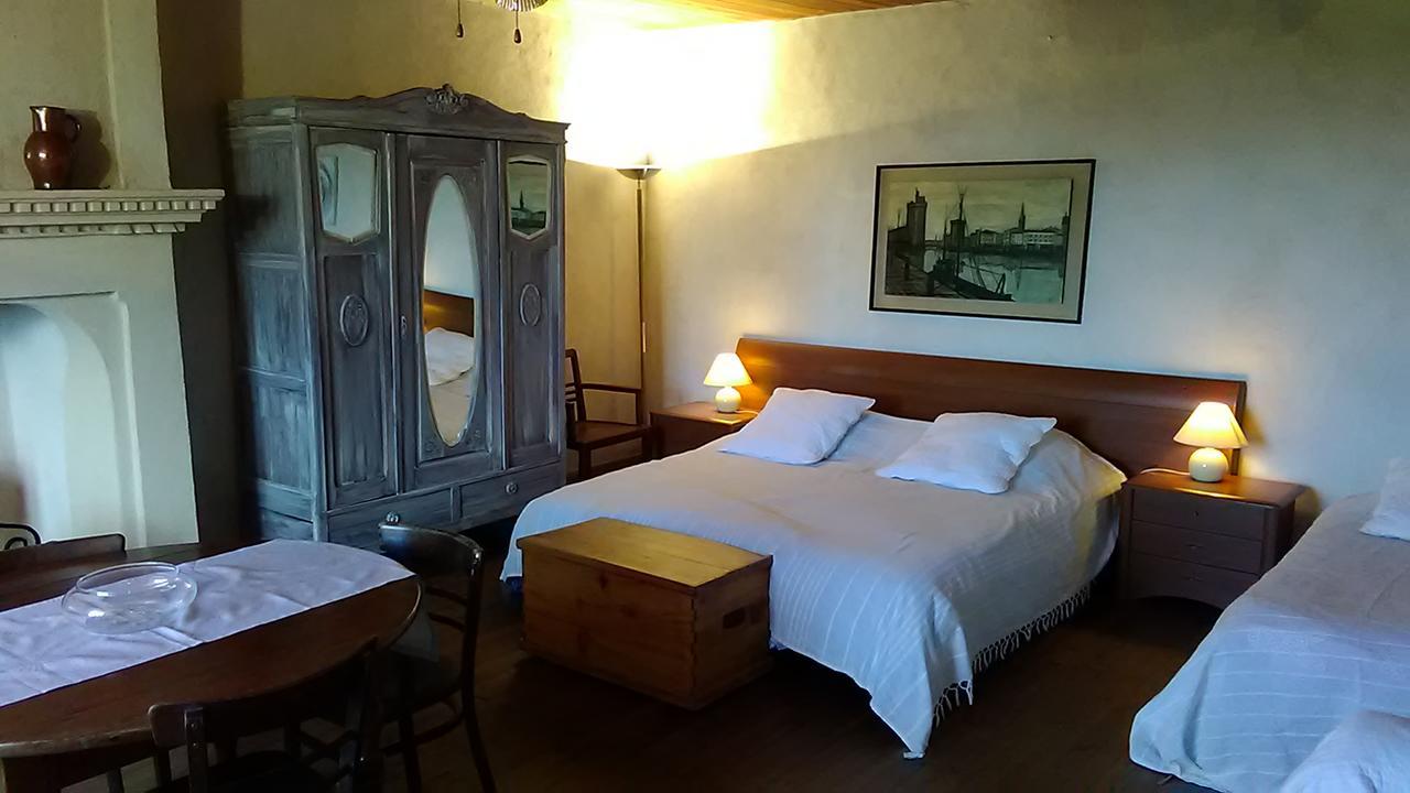 לינה וארוחת בוקר Beaumont  Manoir Le Cristal " Les Entrees Du Futuroscope A Petit Prix מראה חיצוני תמונה