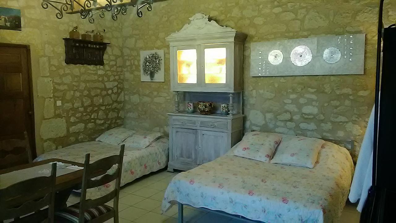 לינה וארוחת בוקר Beaumont  Manoir Le Cristal " Les Entrees Du Futuroscope A Petit Prix מראה חיצוני תמונה